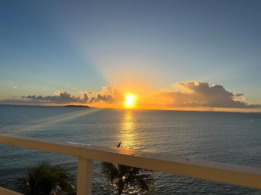 Beautiful Ocean Blue Love Oceanfront Apartment Fajardo Dış mekan fotoğraf