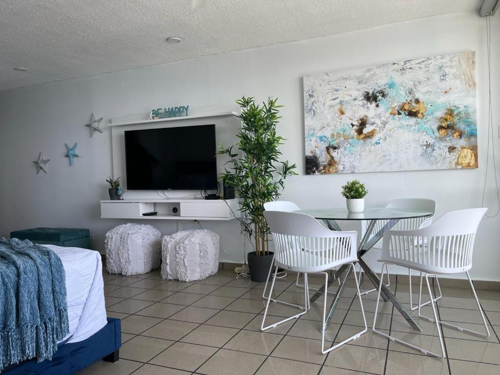 Beautiful Ocean Blue Love Oceanfront Apartment Fajardo Dış mekan fotoğraf