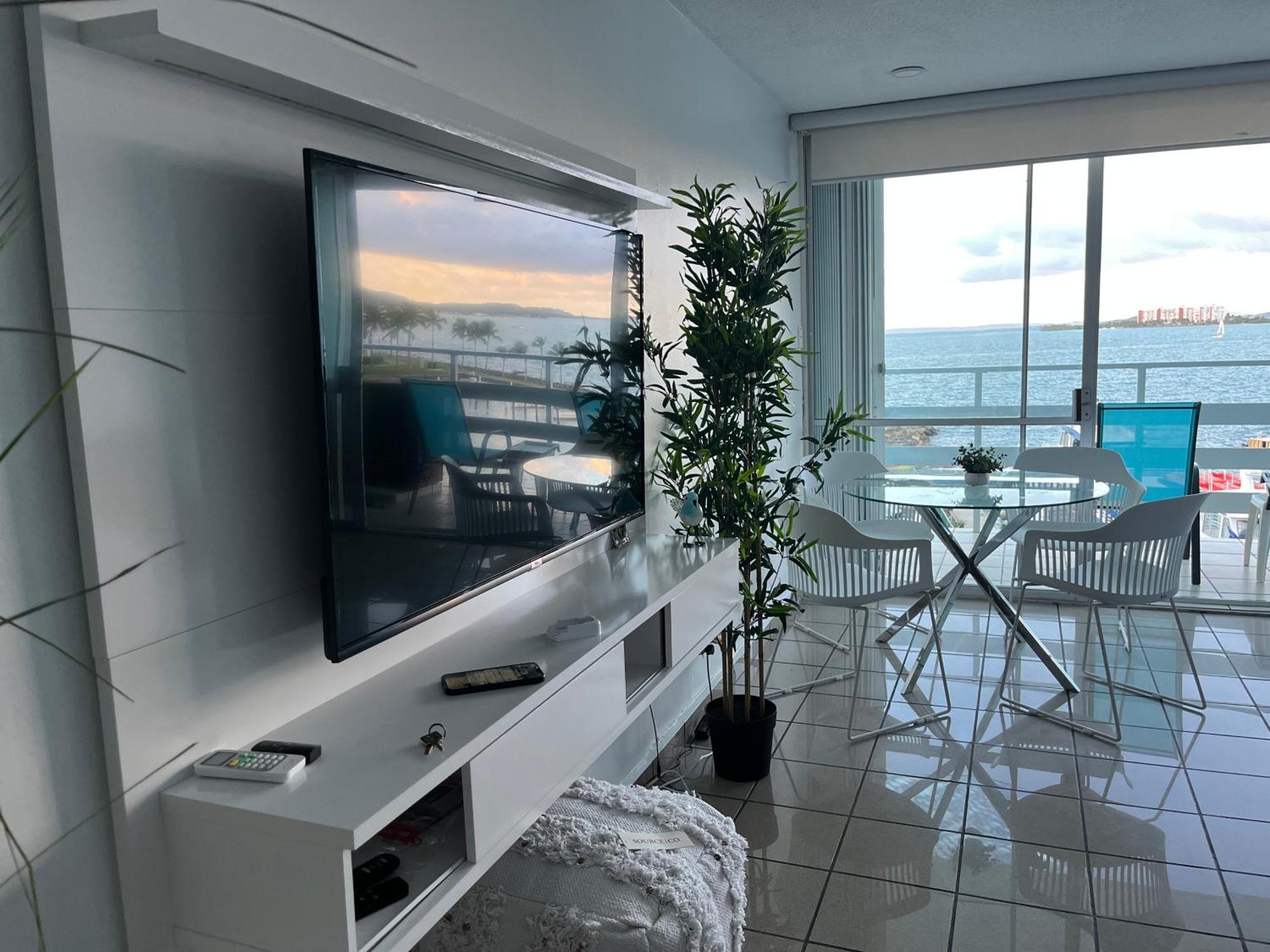 Beautiful Ocean Blue Love Oceanfront Apartment Fajardo Dış mekan fotoğraf